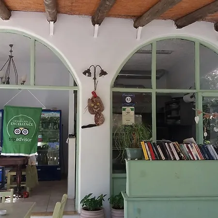 Aparthotel Harry's Paradise 2*
